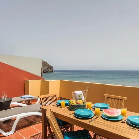 דירה Ocean View Penthouse Ii גראן טאראחל