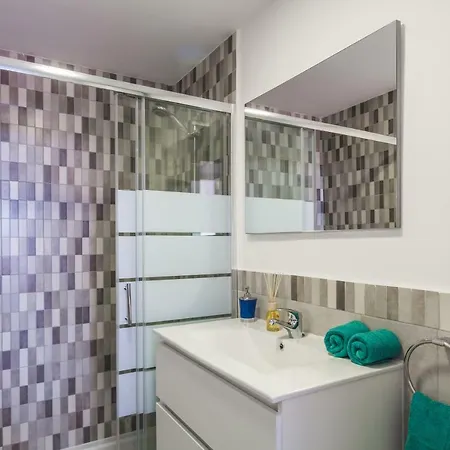 Ocean View Penthouse Ii Lejlighed